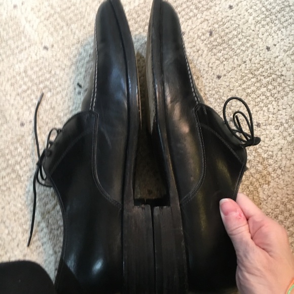 SOLD!!Salvatore Ferragamo Leather Oxford Shoes. - Picture 9 of 12